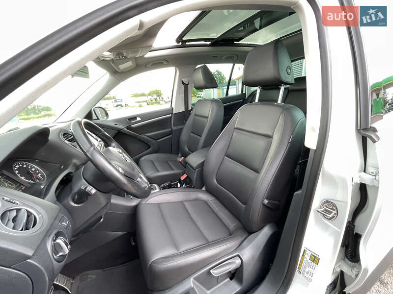 Позашляховик / Кросовер Volkswagen Tiguan 2014 в Харкові
