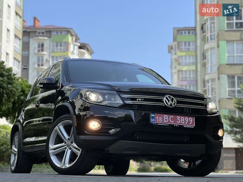 Внедорожник / Кроссовер Volkswagen Tiguan 2014 в 