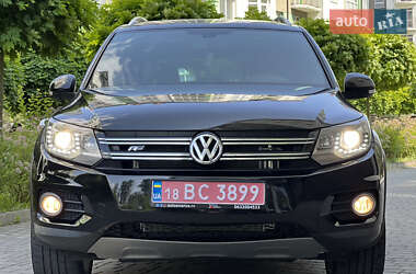 Внедорожник / Кроссовер Volkswagen Tiguan 2014 в 