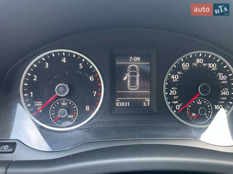 Внедорожник / Кроссовер Volkswagen Tiguan 2016 в Киеве