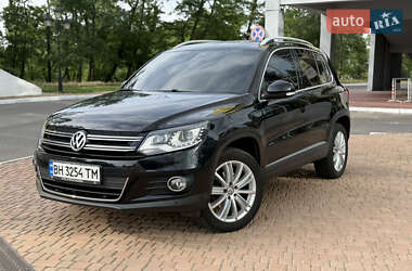 Позашляховик / Кросовер Volkswagen Tiguan 2013 в Одесі