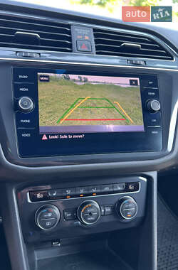 Внедорожник / Кроссовер Volkswagen Tiguan 2020 в 