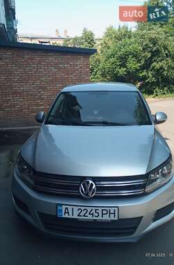 Позашляховик / Кросовер Volkswagen Tiguan 2011 в Києві