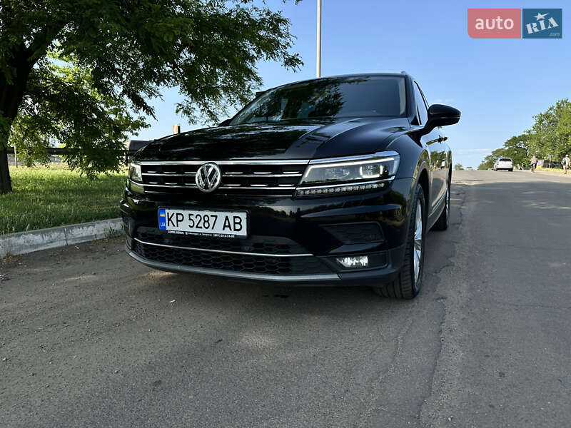Внедорожник / Кроссовер Volkswagen Tiguan 2017 в Бородянке