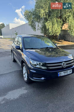Внедорожник / Кроссовер Volkswagen Tiguan 2013 в Полтаве