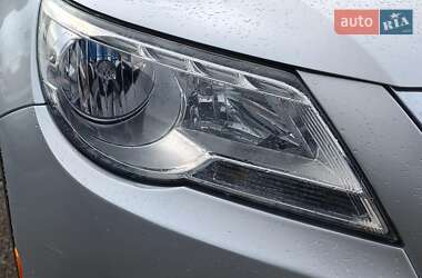 Внедорожник / Кроссовер Volkswagen Tiguan 2011 в 
