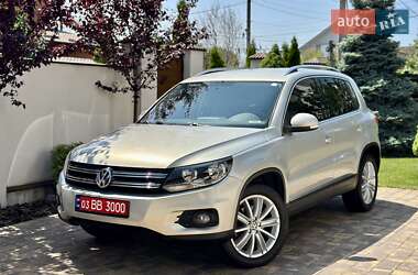 Внедорожник / Кроссовер Volkswagen Tiguan 2013 в 