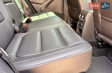 Внедорожник / Кроссовер Volkswagen Tiguan 2013 в 