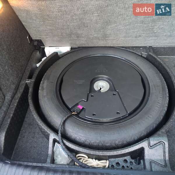 Внедорожник / Кроссовер Volkswagen Tiguan 2014 в Дрогобыче фото 13 Внедорожник / Кроссовер Volkswagen Tiguan 2014 в Дрогобыче