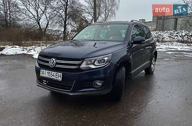 Внедорожник / Кроссовер Volkswagen Tiguan 2011 в Шостке
