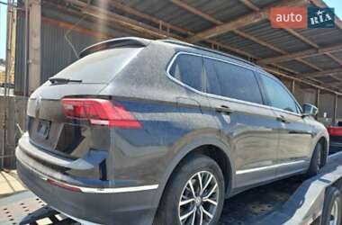 Внедорожник / Кроссовер Volkswagen Tiguan 2020 в Львове