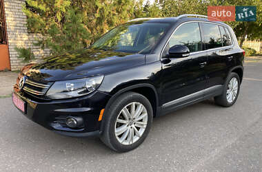 Внедорожник / Кроссовер Volkswagen Tiguan 2013 в 
