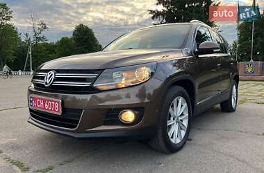 Позашляховик / Кросовер Volkswagen Tiguan 2014 в Новоархангельську