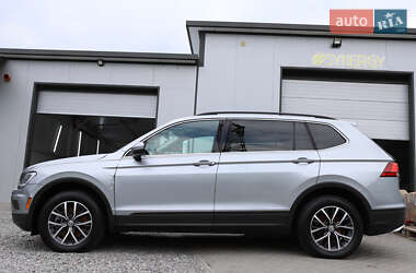 Позашляховик / Кросовер Volkswagen Tiguan 2019 в 