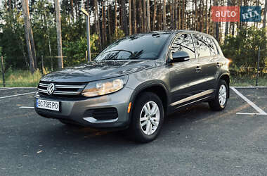 Внедорожник / Кроссовер Volkswagen Tiguan 2013 в Малине