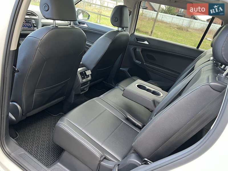 Внедорожник / Кроссовер Volkswagen Tiguan 2019 в Киеве