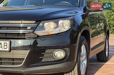 Внедорожник / Кроссовер Volkswagen Tiguan 2014 в 