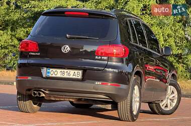 Внедорожник / Кроссовер Volkswagen Tiguan 2014 в 