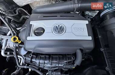 Внедорожник / Кроссовер Volkswagen Tiguan 2014 в 