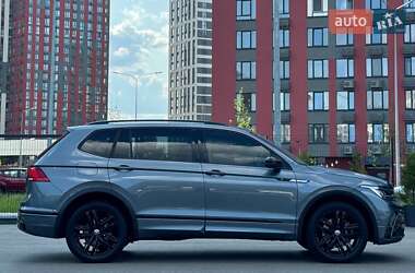 Внедорожник / Кроссовер Volkswagen Tiguan 2021 в 