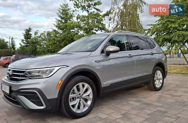 Внедорожник / Кроссовер Volkswagen Tiguan 2022 в Ивано-Франковске