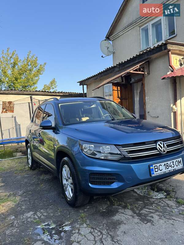Внедорожник / Кроссовер Volkswagen Tiguan 2017 в Львове