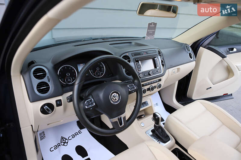 Внедорожник / Кроссовер Volkswagen Tiguan 2015 в Дрогобыче