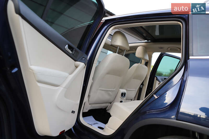 Внедорожник / Кроссовер Volkswagen Tiguan 2015 в Дрогобыче