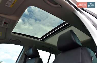 Внедорожник / Кроссовер Volkswagen Tiguan 2016 в 