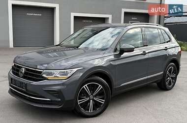 Позашляховик / Кросовер Volkswagen Tiguan 2021 в Вінниці