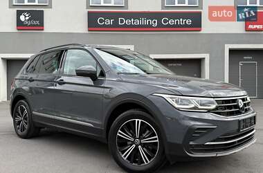 Позашляховик / Кросовер Volkswagen Tiguan 2021 в Вінниці