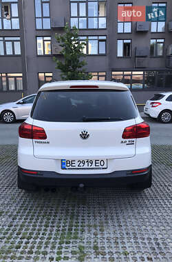 Внедорожник / Кроссовер Volkswagen Tiguan 2012 в 