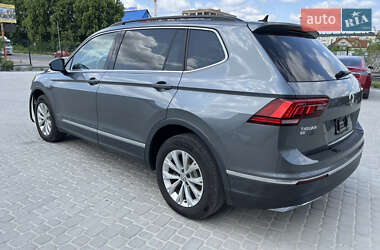 Внедорожник / Кроссовер Volkswagen Tiguan 2018 в Львове