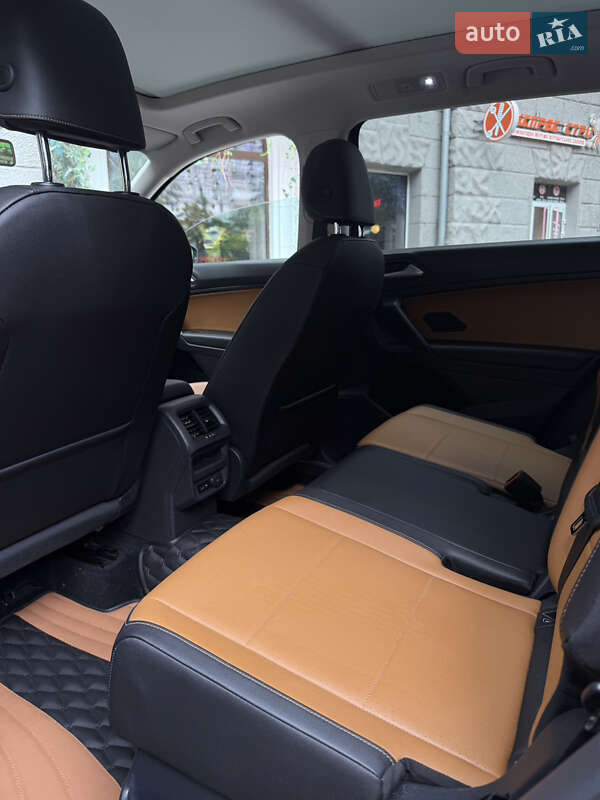 Внедорожник / Кроссовер Volkswagen Tiguan 2018 в Днепре