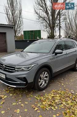 Позашляховик / Кросовер Volkswagen Tiguan 2021 в Львові
