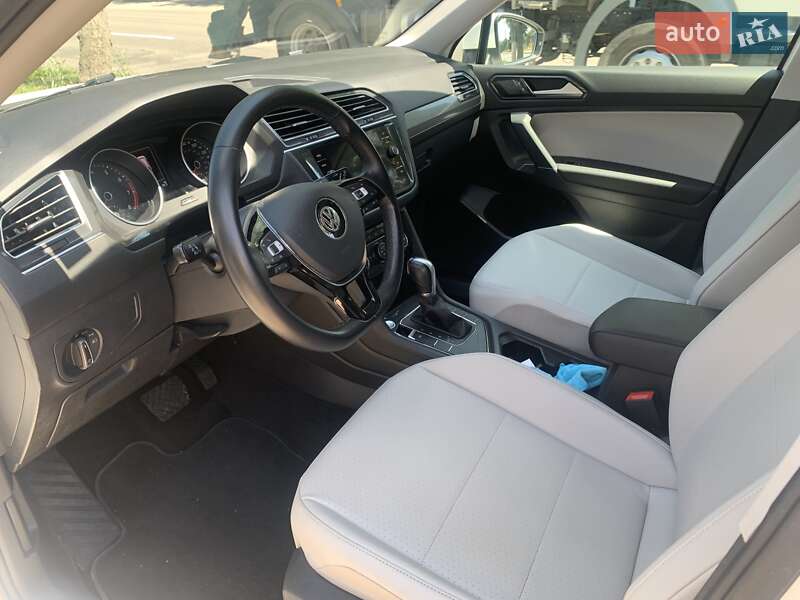 Внедорожник / Кроссовер Volkswagen Tiguan 2018 в Виннице