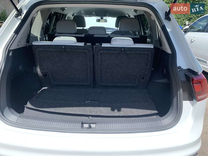 Внедорожник / Кроссовер Volkswagen Tiguan 2018 в Виннице