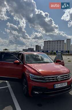 Внедорожник / Кроссовер Volkswagen Tiguan 2018 в Киеве