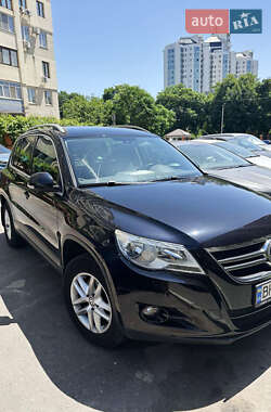 Внедорожник / Кроссовер Volkswagen Tiguan 2011 в Одессе