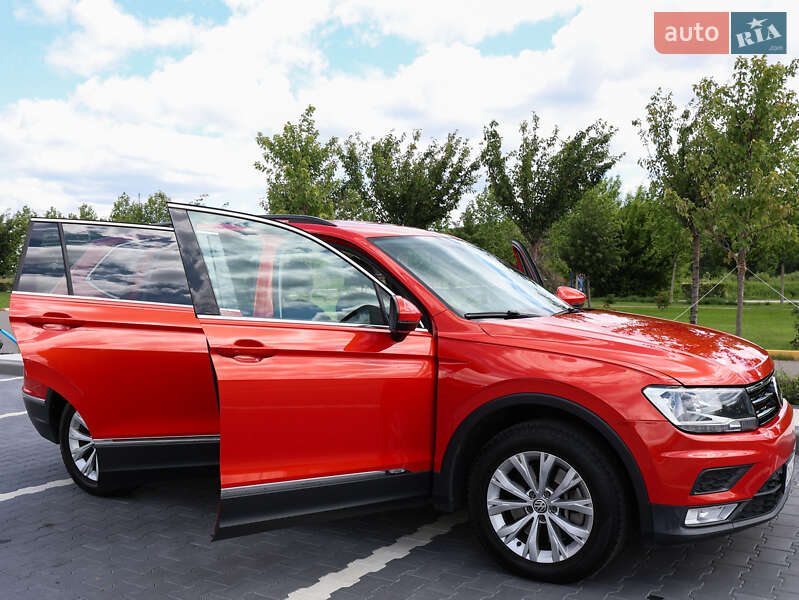 Позашляховик / Кросовер Volkswagen Tiguan 2018 в Ірпені