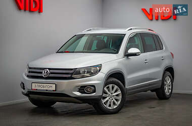 Позашляховик / Кросовер Volkswagen Tiguan 2012 в Києві