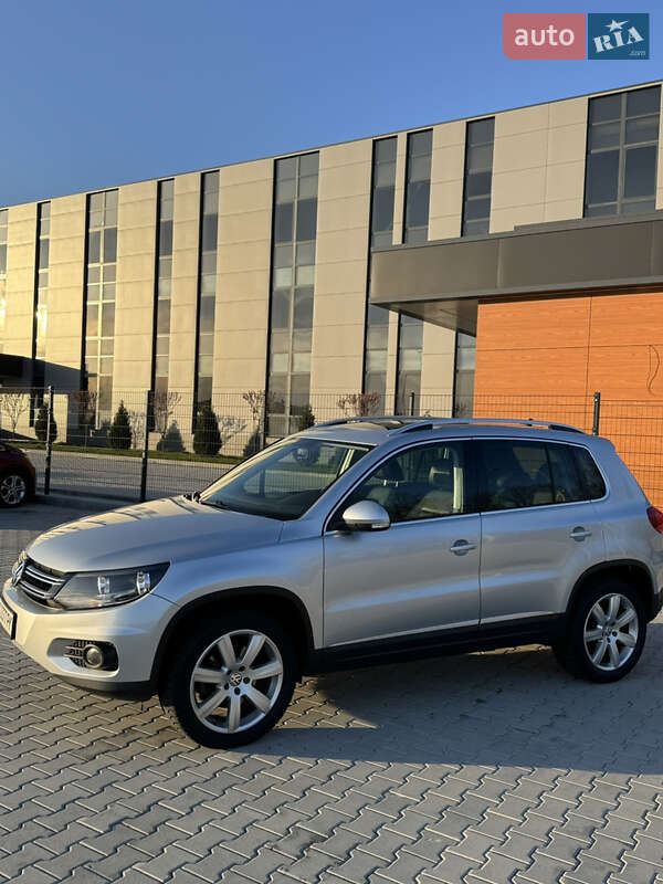 Внедорожник / Кроссовер Volkswagen Tiguan 2012 в Львове