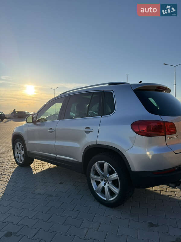 Внедорожник / Кроссовер Volkswagen Tiguan 2012 в Львове