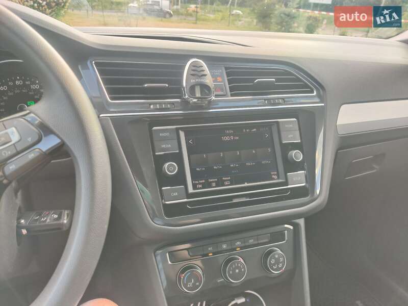Внедорожник / Кроссовер Volkswagen Tiguan 2017 в Ивано-Франковске фото 8 Внедорожник / Кроссовер Volkswagen Tiguan 2017 в Ивано-Франковске