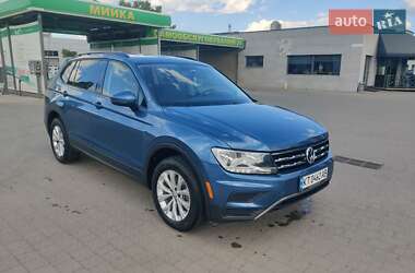 Внедорожник / Кроссовер Volkswagen Tiguan 2017 в Ивано-Франковске