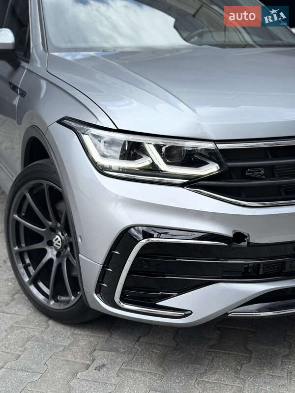 Позашляховик / Кросовер Volkswagen Tiguan 2021 в Києві