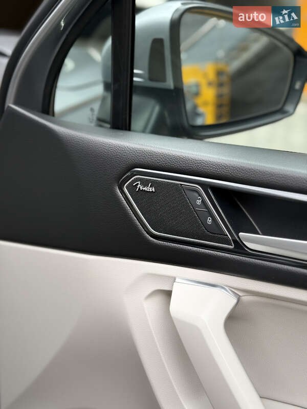 Позашляховик / Кросовер Volkswagen Tiguan 2021 в Києві