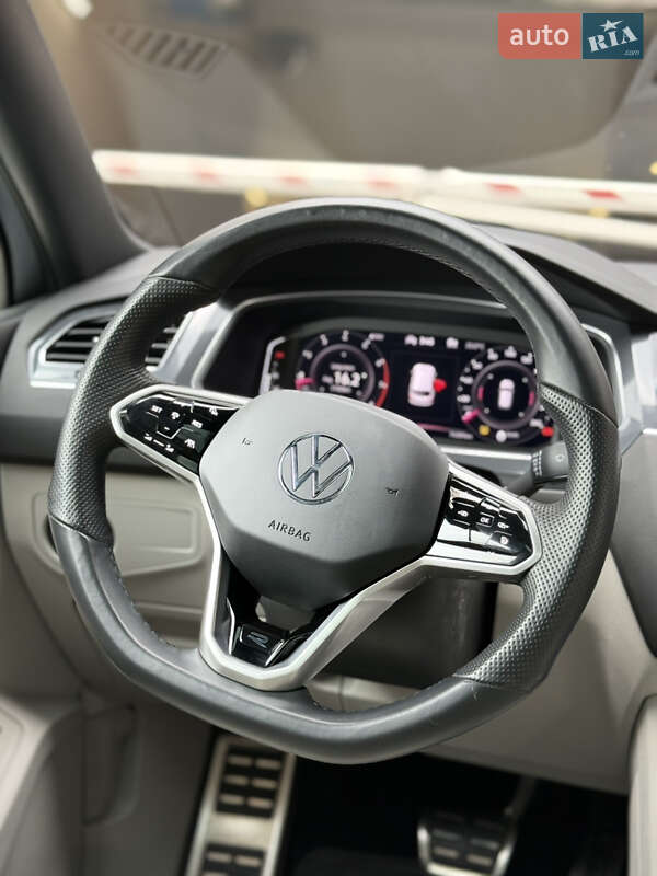 Позашляховик / Кросовер Volkswagen Tiguan 2021 в Києві