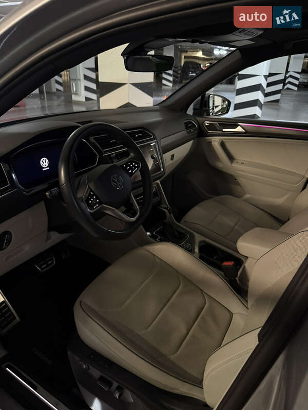 Позашляховик / Кросовер Volkswagen Tiguan 2021 в Києві
