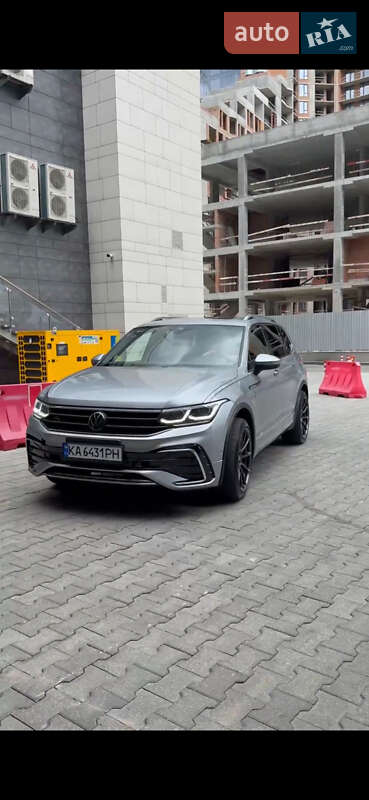 Позашляховик / Кросовер Volkswagen Tiguan 2021 в Києві